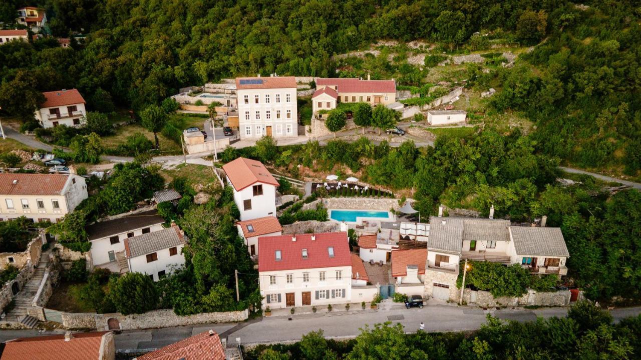 Boutique B&B Mali Pariz Grizane-Belgrad Ngoại thất bức ảnh