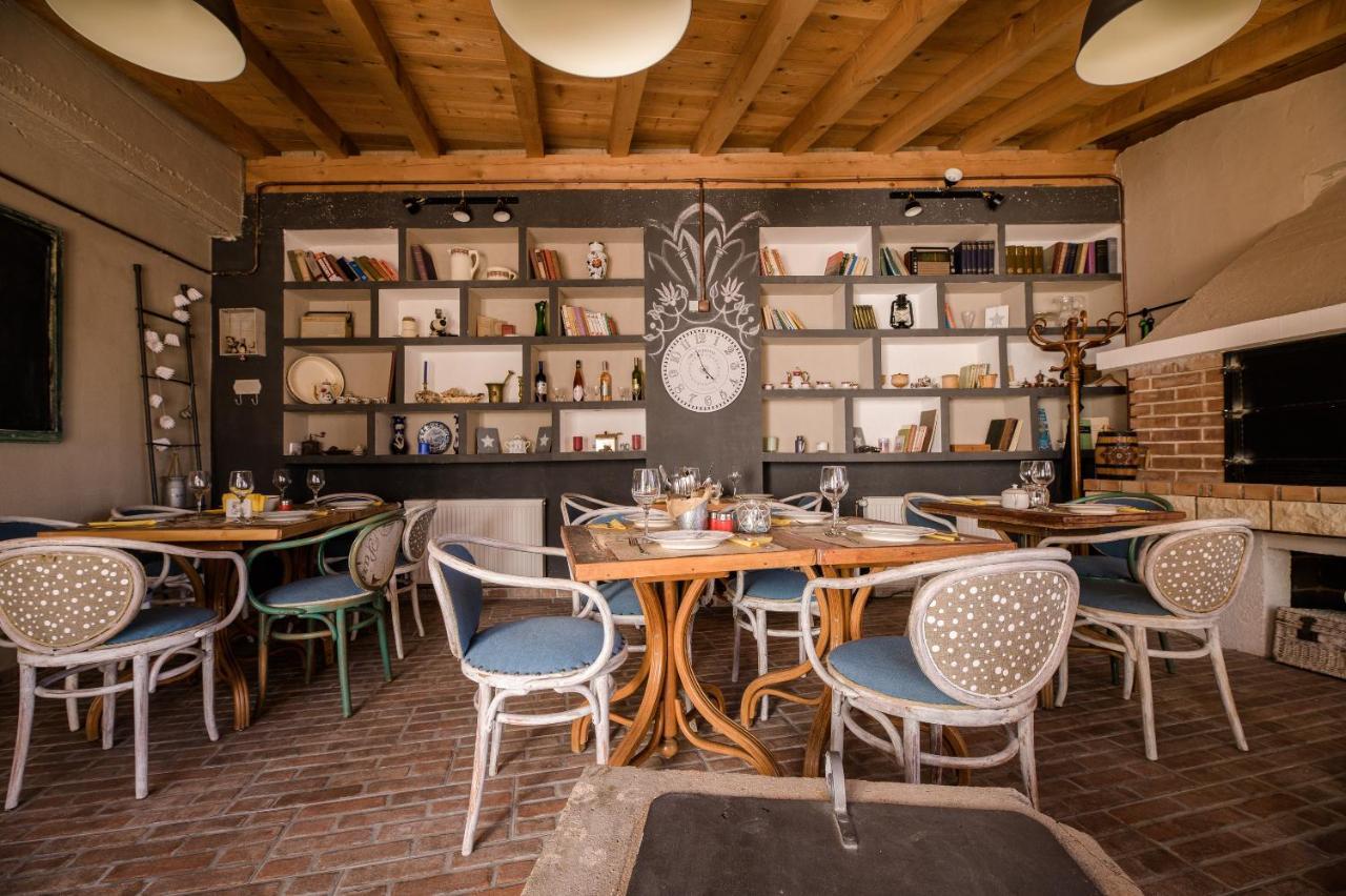 Boutique B&B Mali Pariz Grizane-Belgrad Ngoại thất bức ảnh