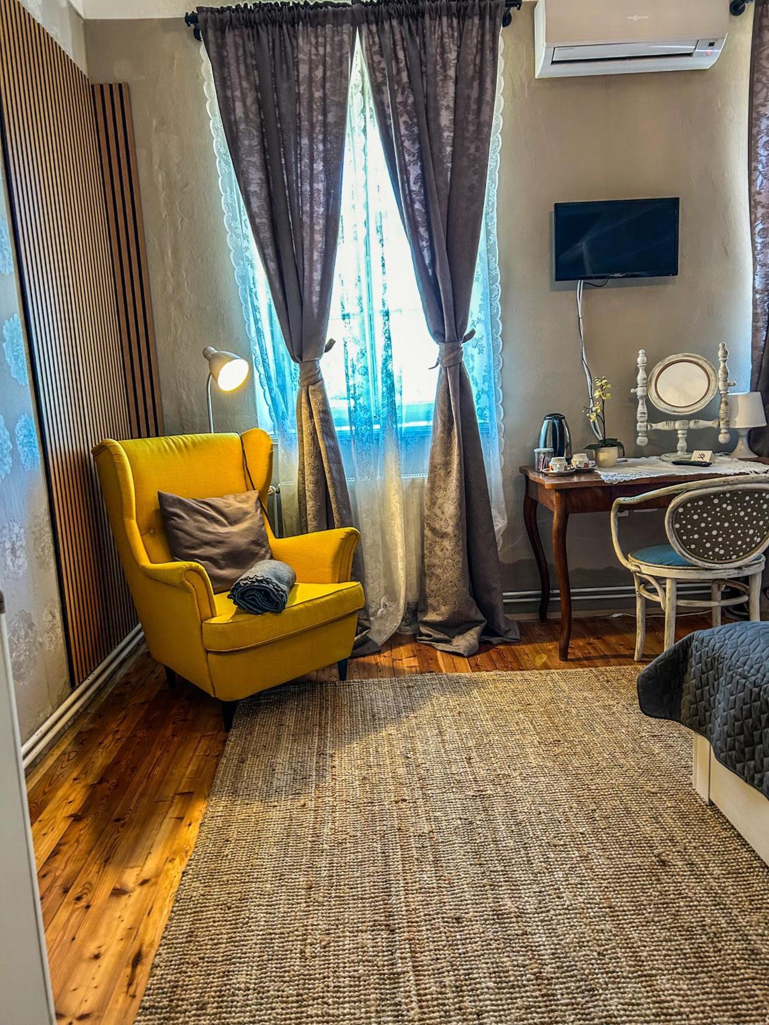 Boutique B&B Mali Pariz Grizane-Belgrad Ngoại thất bức ảnh