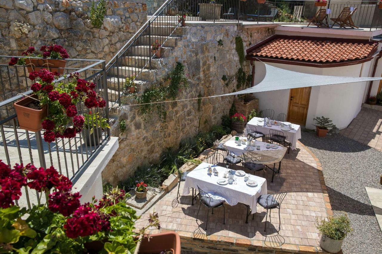 Boutique B&B Mali Pariz Grizane-Belgrad Ngoại thất bức ảnh