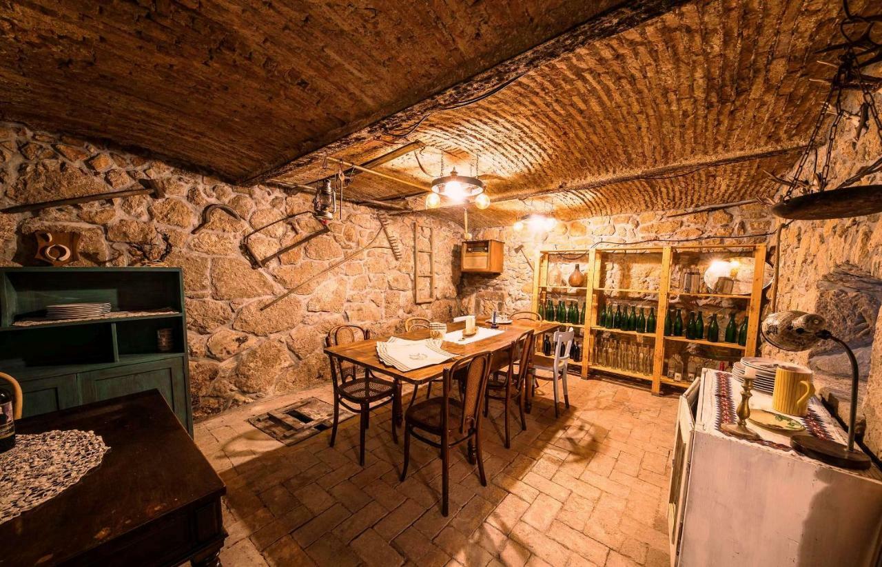 Boutique B&B Mali Pariz Grizane-Belgrad Ngoại thất bức ảnh