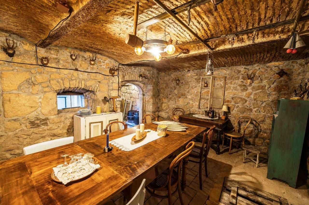 Boutique B&B Mali Pariz Grizane-Belgrad Ngoại thất bức ảnh